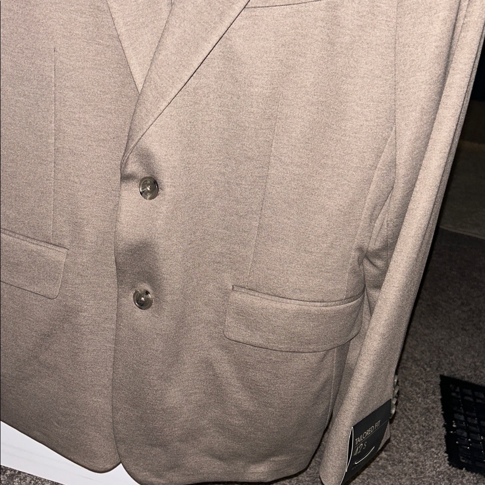 NWT Men’s Banana Republic Tan Suit Jacket - 42S - Picture 3 of 6